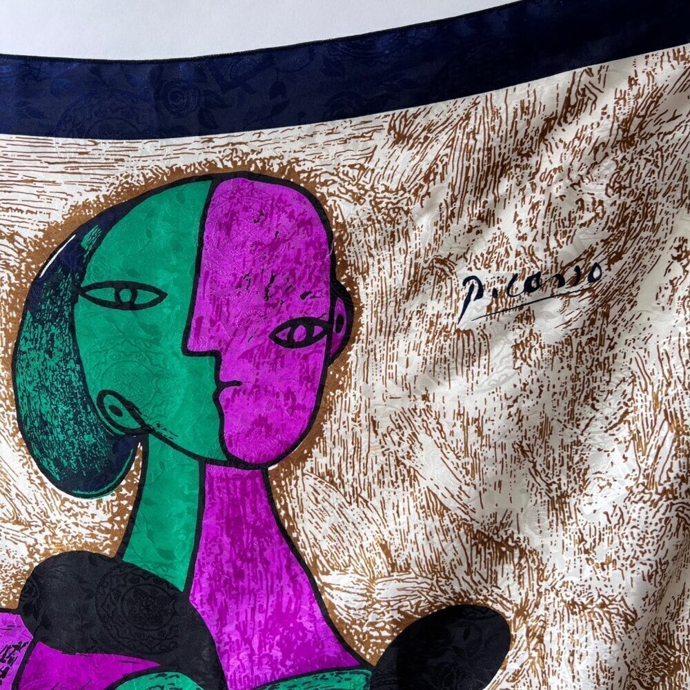 Vintage Picasso Sitting Lady with split face scarf - Picture 2 of 3